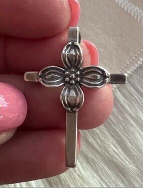 Very RARE James Avery dogwood flower cross pendant pin